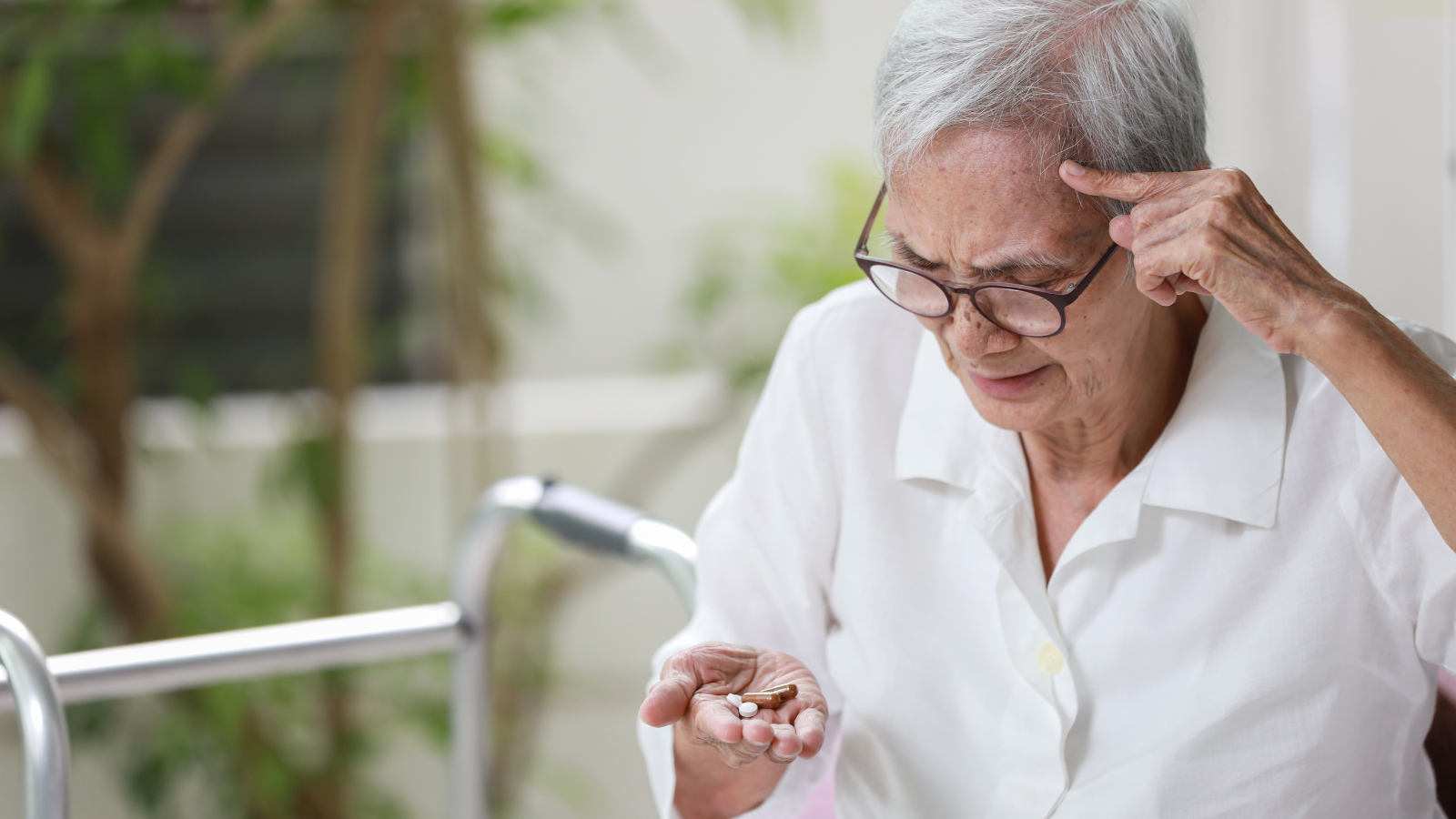 Bệnh Alzheimer có chữa được không? Toàn cảnh dấu hiệu, điều trị và chăm sóc người bệnh